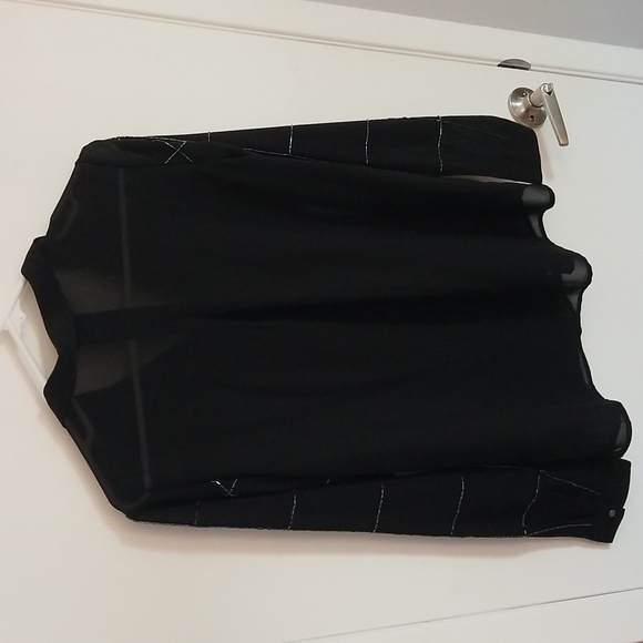 Sheer black blouse with beading RW&CO size Medium - Picture 6 of 6